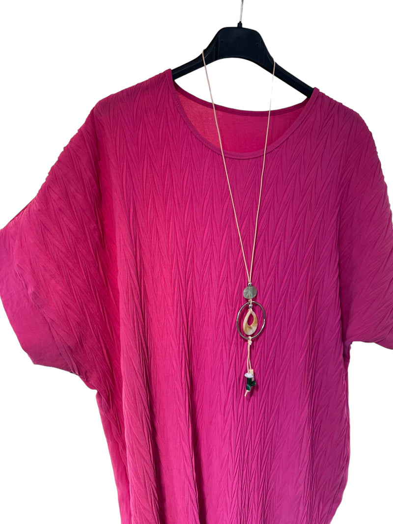 Italian summer blouse and necklace pink
