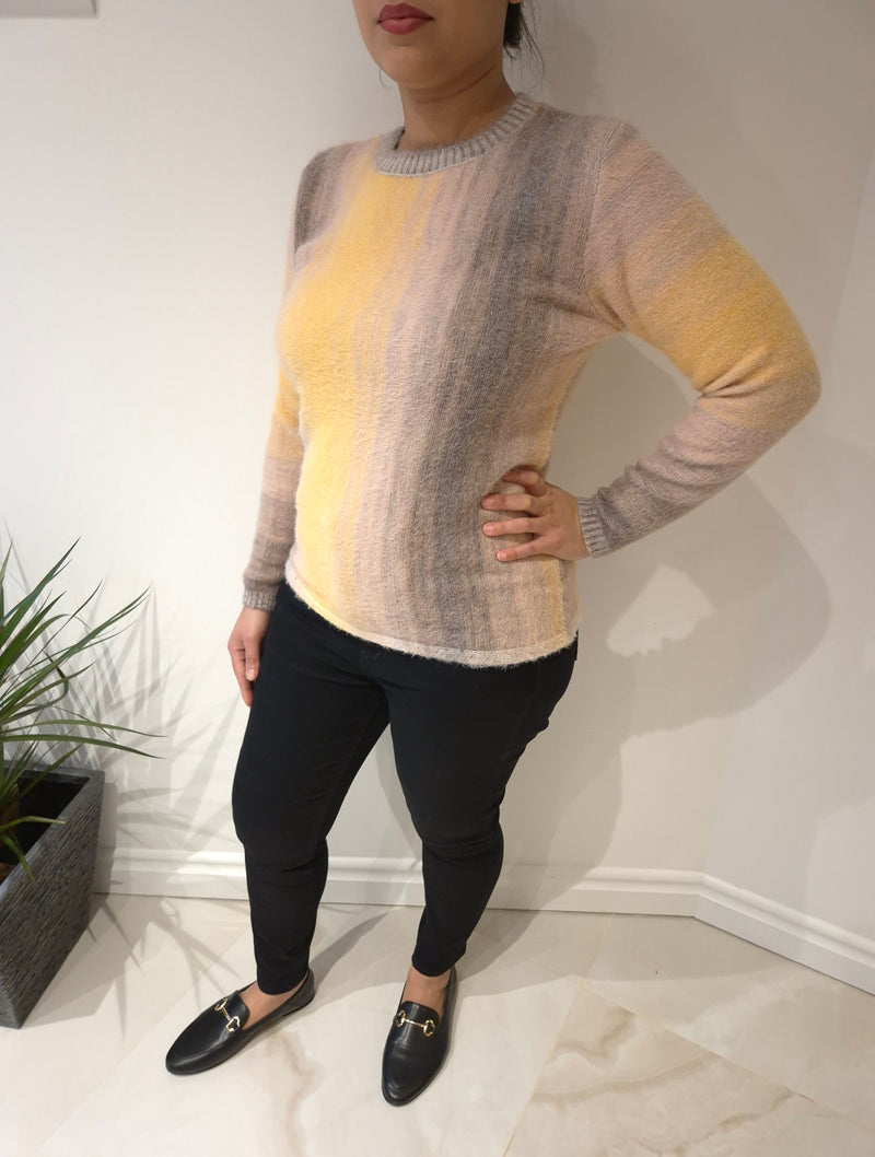ANONYMOUS Fluffy Soft Knit Jumper