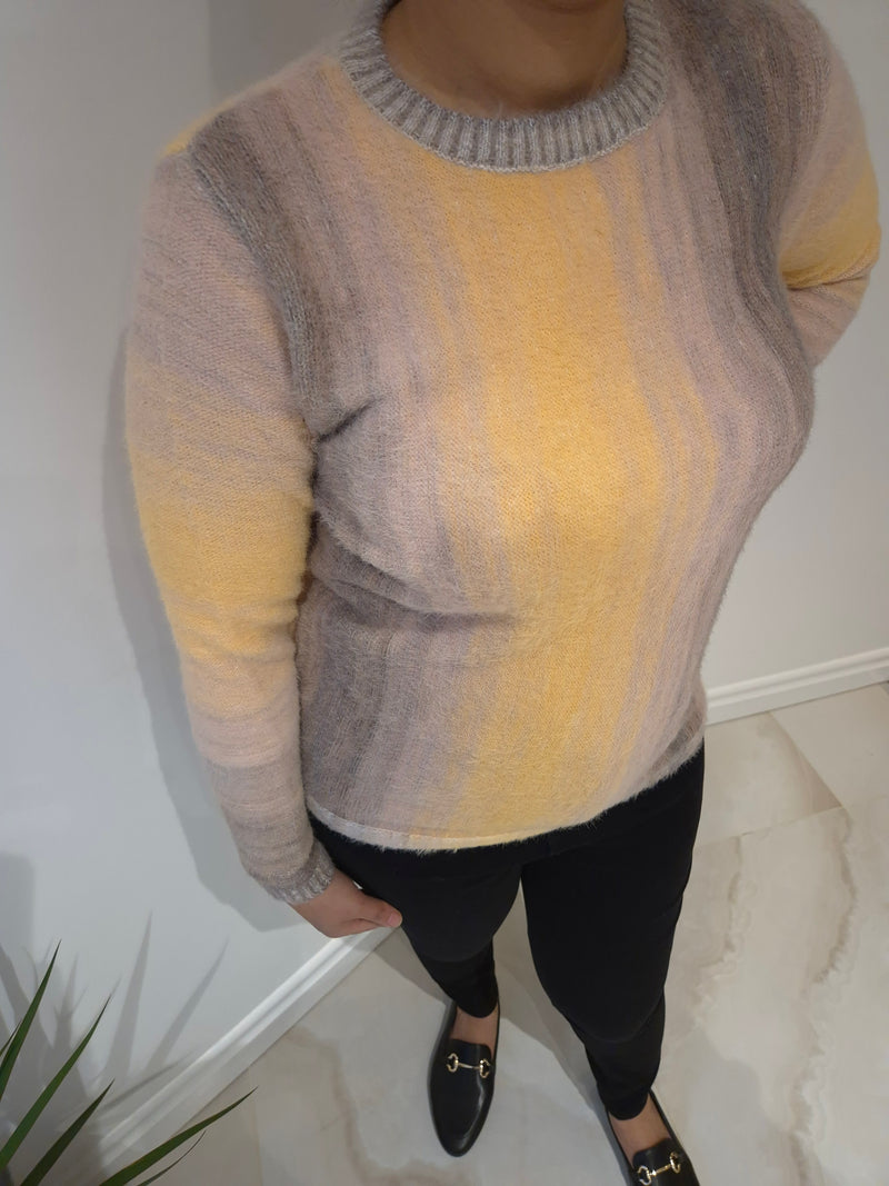 ANONYMOUS Fluffy Soft Knit Jumper